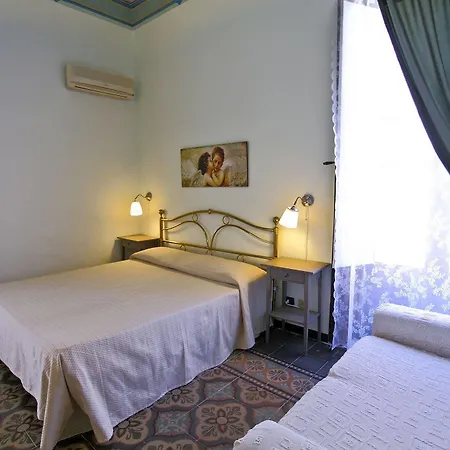 Hotel Deco *